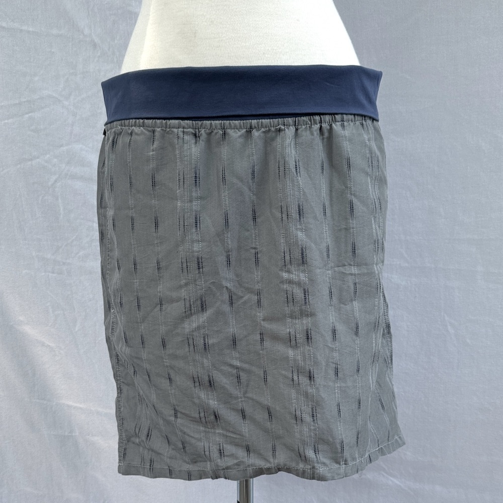 Gray And Blue Horny Toad Women's Skirt Size Medium